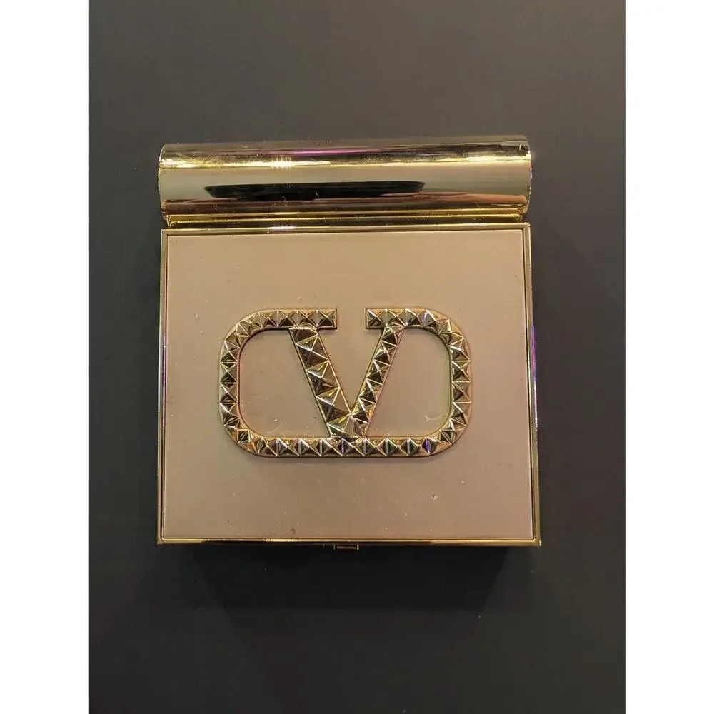 Luxury Bundle: Elizabeth Arden, Valentino, Marc Jacobs, Lancome